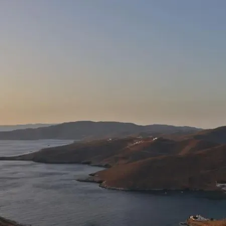 εagle's νest Sunset Villa